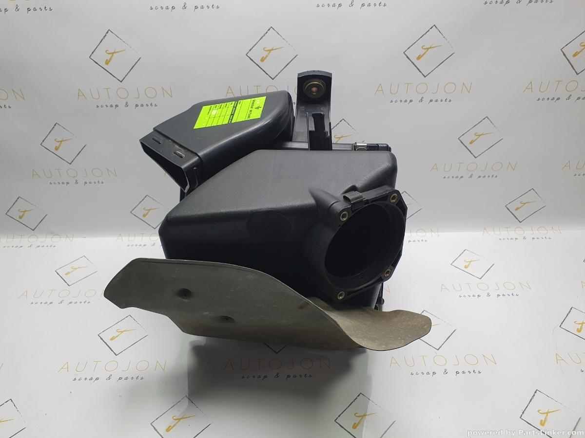 Carcasa, ventilator radiator AUDI A4 Saloon (8D2, B5) [ 1994 - 2001 ] 1.6 (ADP, AHL, ANA, ARM) 74KW|100HP OEM 058133837 / 058 133 837