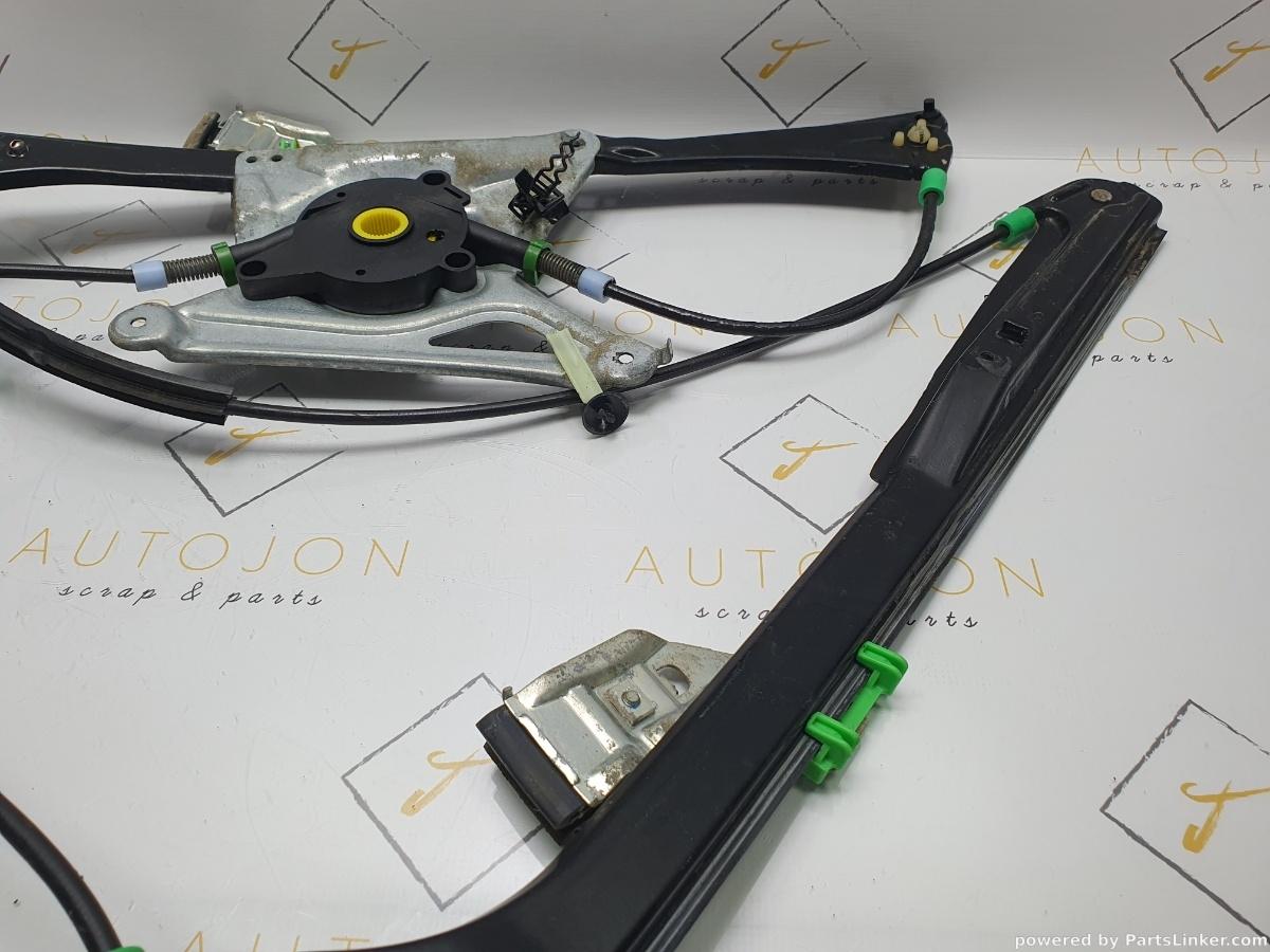 Macara geam electric stanga fata AUDI A4 Saloon (8D2, B5) [ 1994 - 2001 ] 1.6 (ADP, AHL, ANA, ARM) 74KW|100HP OEM 8D0837397B / 8D0 837 397 B