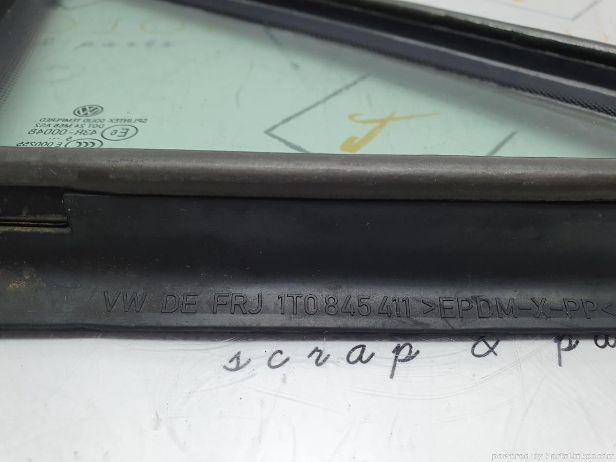Geam fix lateral  stanga fata VOLKSWAGEN TOURAN (1T1, 1T2) [ 2003 - 2010 ] TDI (BKC, BLS, BXE) 77KW|105HP OEM 1T0845411 / 1T0 845 411