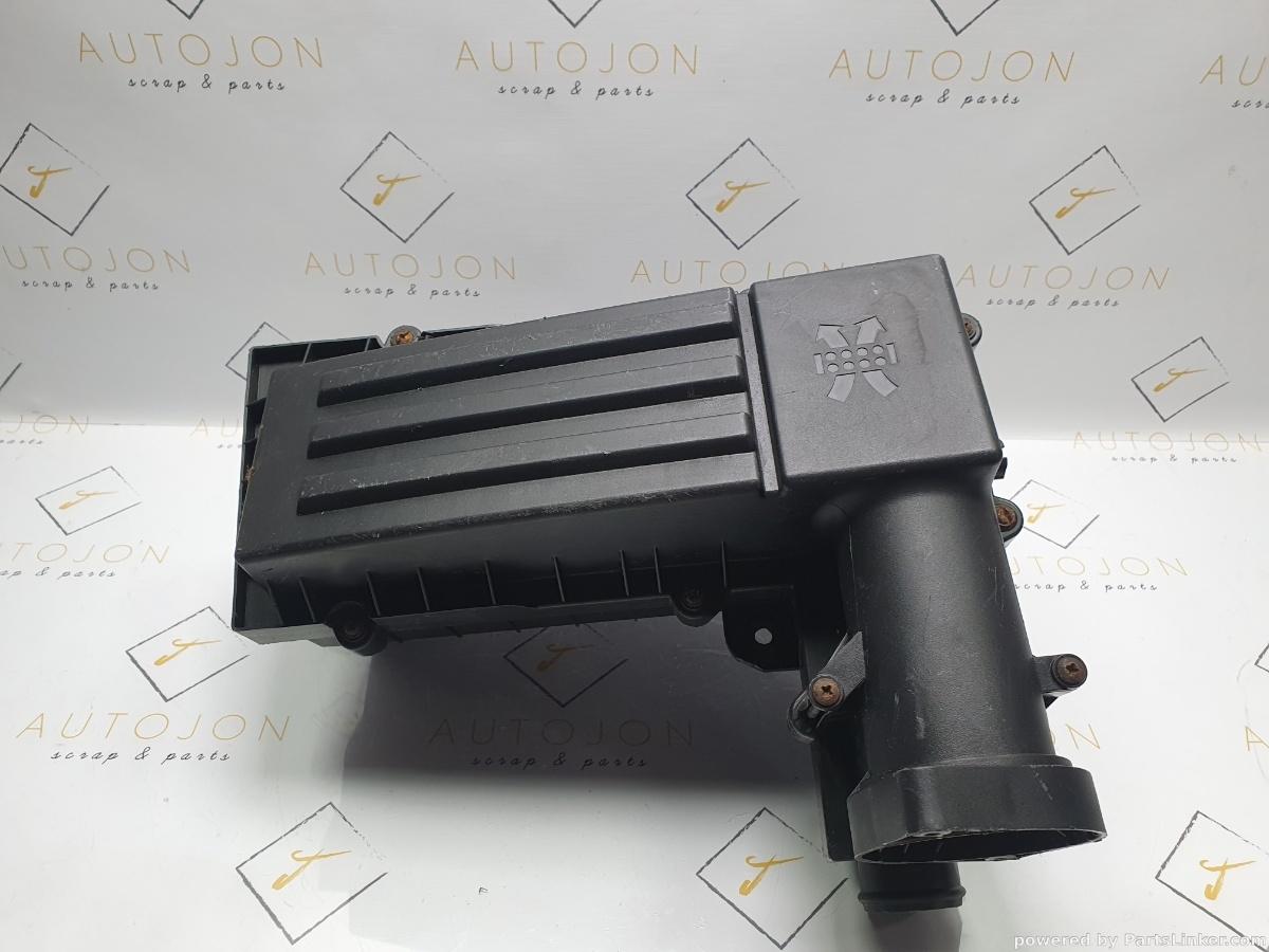 Carcasa filtru aer VOLKSWAGEN TOURAN (1T1, 1T2) [ 2003 - 2010 ] TDI (BKC, BLS, BXE) 77KW|105HP OEM 3C0129607AE / 3C0129601AK