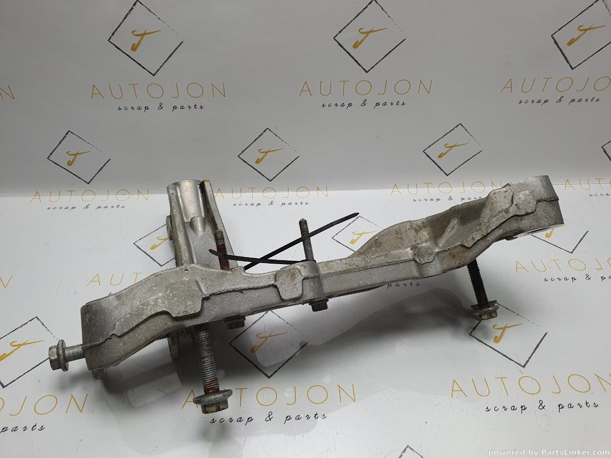 Consola brat  Dreapta VOLKSWAGEN TOURAN (1T1, 1T2) [ 2003 - 2010 ] TDI (BKC, BLS, BXE) 77KW|105HP OEM 1K0199296F / 1K0 199 296 F