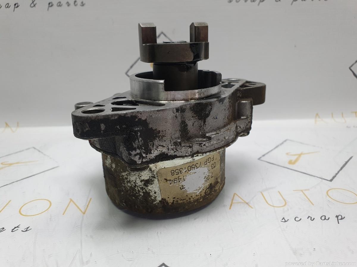 Pompa vacuum FIAT PUNTO (188_) [ 1999 - 2012 ] JTD 16V (188 A9.000) 51KW|70HP OEM 73501358