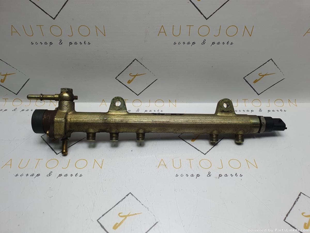 Rampa injectoare FIAT PUNTO (188_) [ 1999 - 2012 ] JTD 16V (188 A9.000) 51KW|70HP BOSCH 0445214044 OEM 46817523