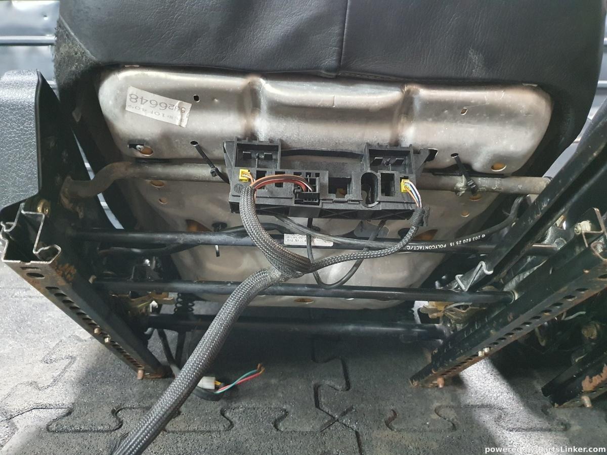 Scaune piele cu incalzire MERCEDES-BENZ C-CLASS II (W203)  [ 2000 - 2007 ] C 220 CDI (OM 611.962) 100KW|136HP