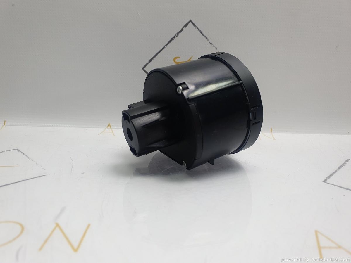Bloc lumini VOLKSWAGEN PASSAT Variant (3C5) [ 2005 - 2011 ] TDI 16V (BKP, CBAB) 103KW|140HP OEM 1K0941431AH / 1K0 941 431 AH