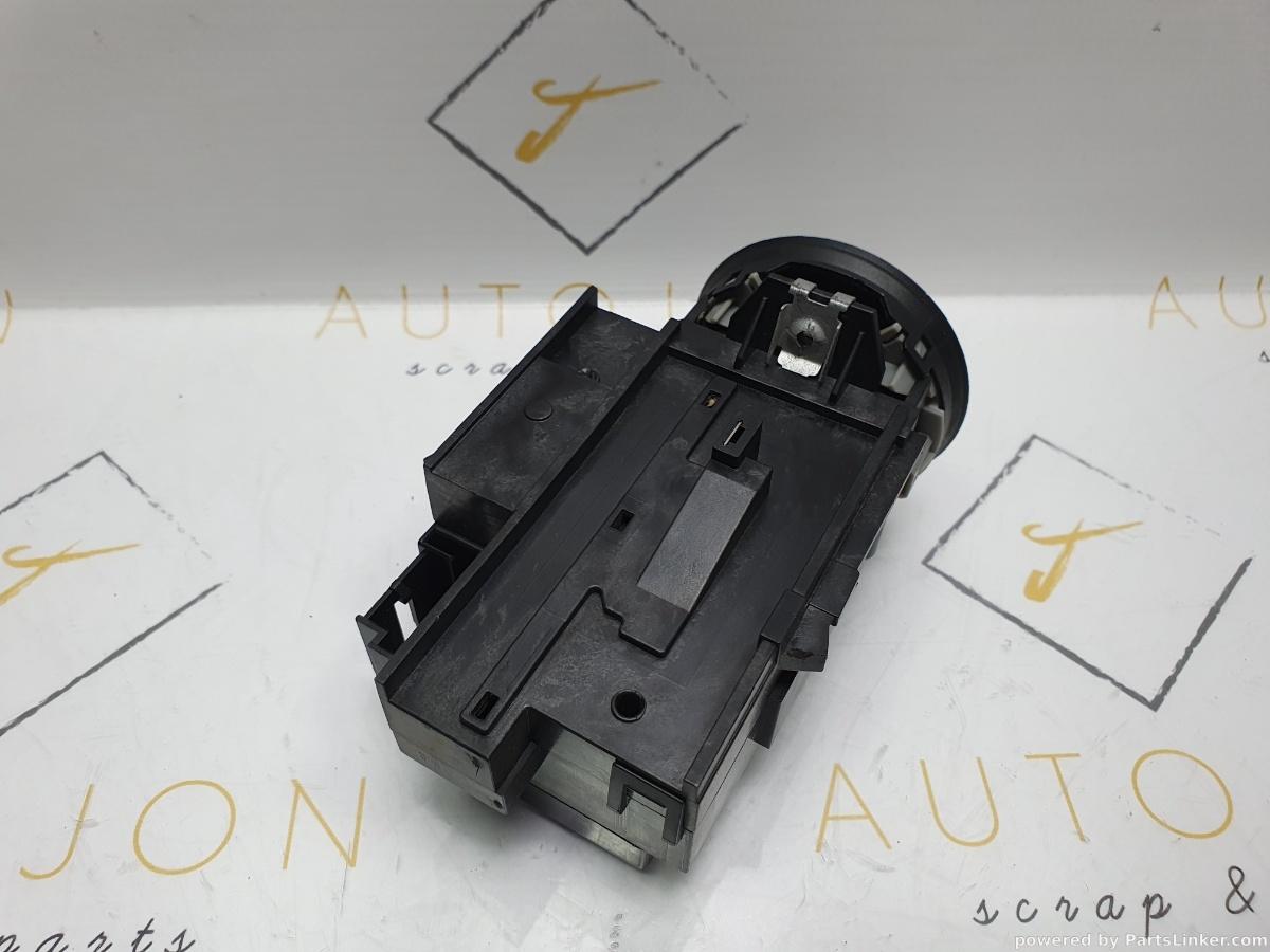 Contact auto VOLKSWAGEN PASSAT Variant (3C5) [ 2005 - 2011 ] TDI 16V (BKP, CBAB) 103KW|140HP OEM 3C0905843Q / 3C0 905 843 Q