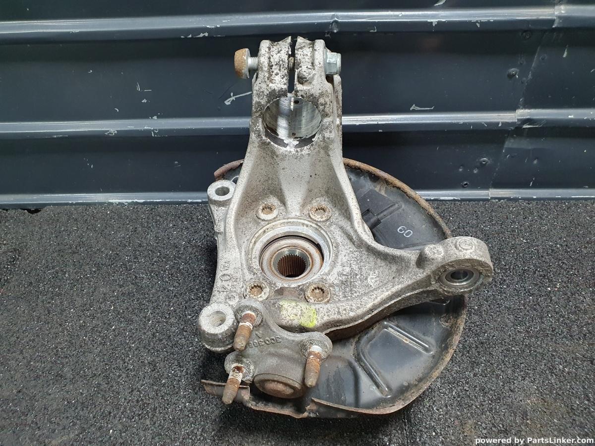 Fuzeta dreapta fata VOLKSWAGEN PASSAT (362) [ 2010 - 2014 ] TDI (CFFB) 103KW|140HP OEM 3C0407258G / 3C0 407 258 G