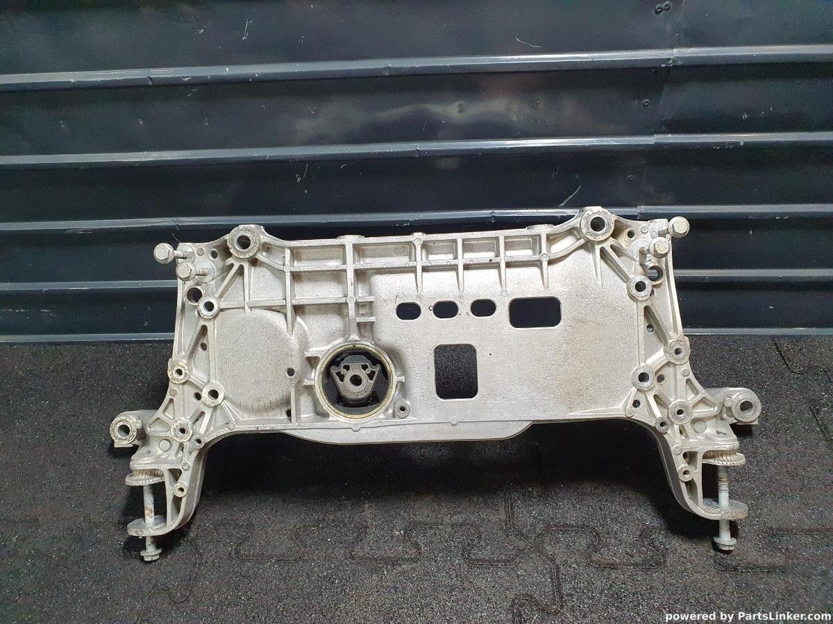 Punte fata AUDI Q3 8U, 8UB, 8UG 2011 - 2018 TDI CFFB, CLJA 7N0199369A / 7N0199313B