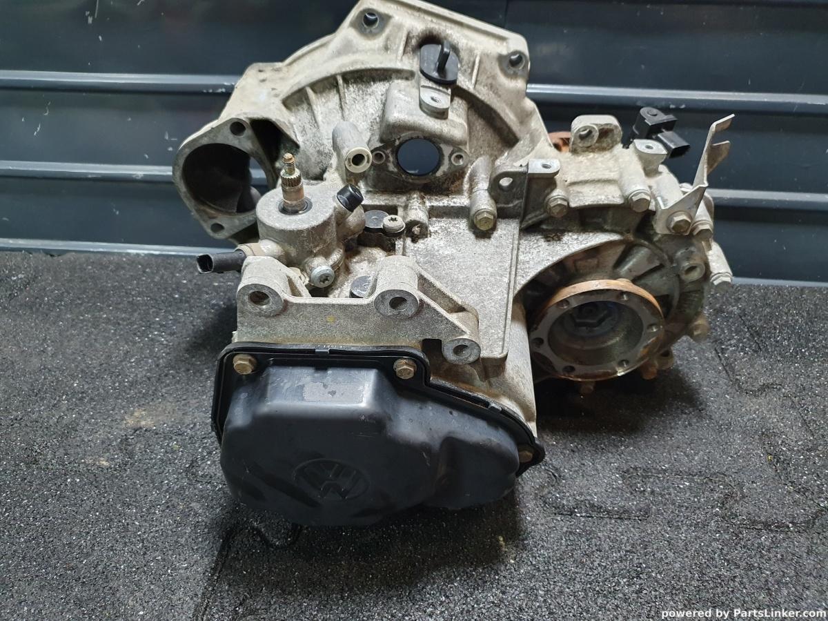 Cutie de viteze SKODA FABIA Combi (6Y5) [ 2000 - 2007 ] TDI (ATD, AXR) 74KW|100HP OEM 02R300040J / 02R 300 040 J