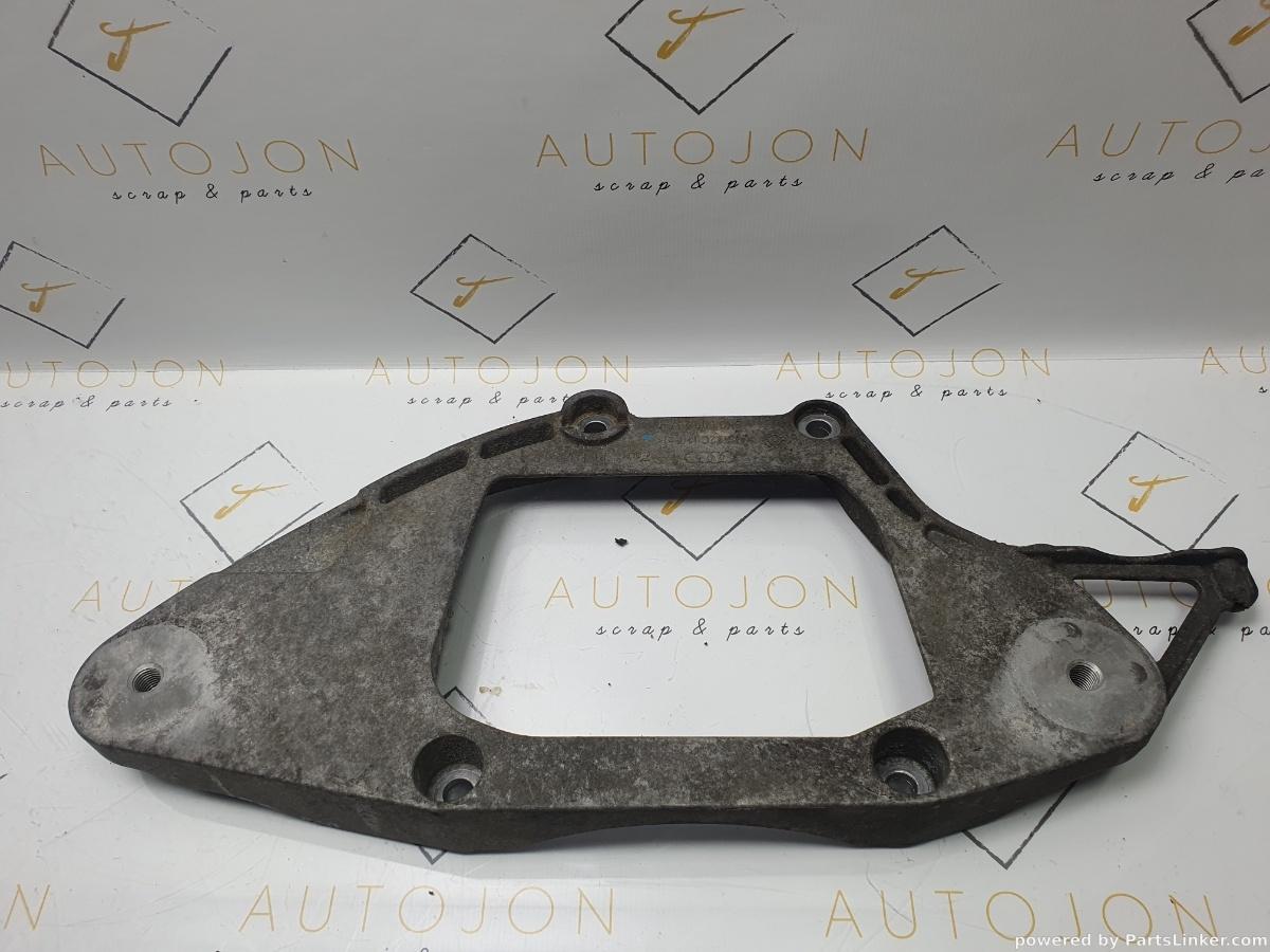 Suport de fixare diferential spate AUDI A6 IV Avant 4G5, C7, 4GD 2011 - 2018 3.0 TDI CLAB 8K0599287J / 8K0 599 287 J