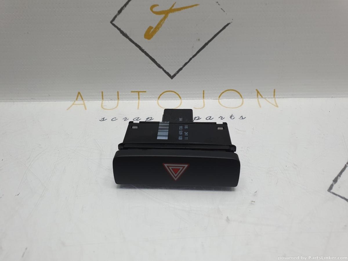 Buton avarie VOLKSWAGEN PASSAT (362) [ 2010 - 2014 ] TDI (CFFB) 103KW|140HP OEM 3AA953509 / 3AA 953 509 1QB