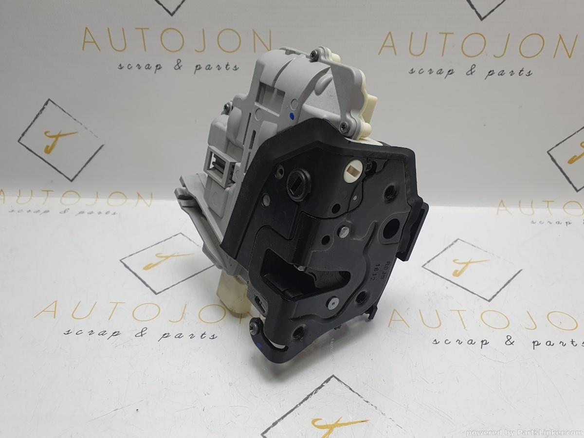 Broasca usa dreapta spate VOLKSWAGEN PASSAT (362) [ 2010 - 2014 ] TDI (CFFB) 103KW|140HP OEM 3C4839016A / 3C4 839 016 A