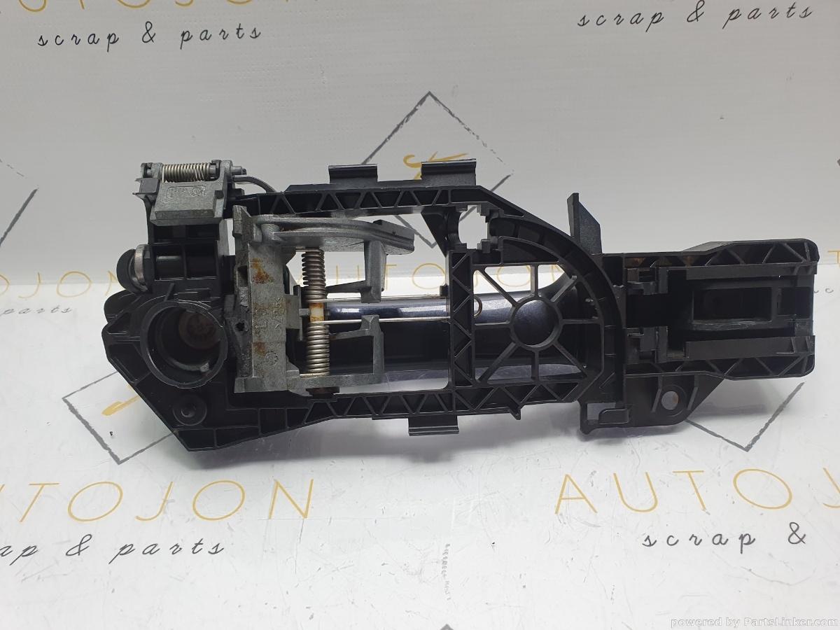 Maner cu suport usa stanga spate VOLKSWAGEN PASSAT (362) [ 2010 - 2014 ] TDI (CFFB) 103KW|140HP OEM 3C0837885J / 3C0 837 885 J