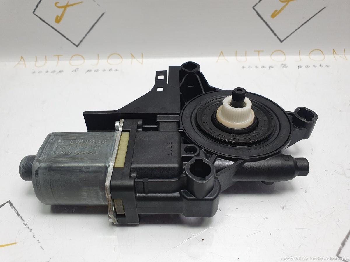 Motoras macara geam stanga fata VOLKSWAGEN PASSAT (362) [ 2010 - 2014 ] TDI (CFFB) 103KW|140HP 988705-308 OEM 3AA959701A / 3AA837462