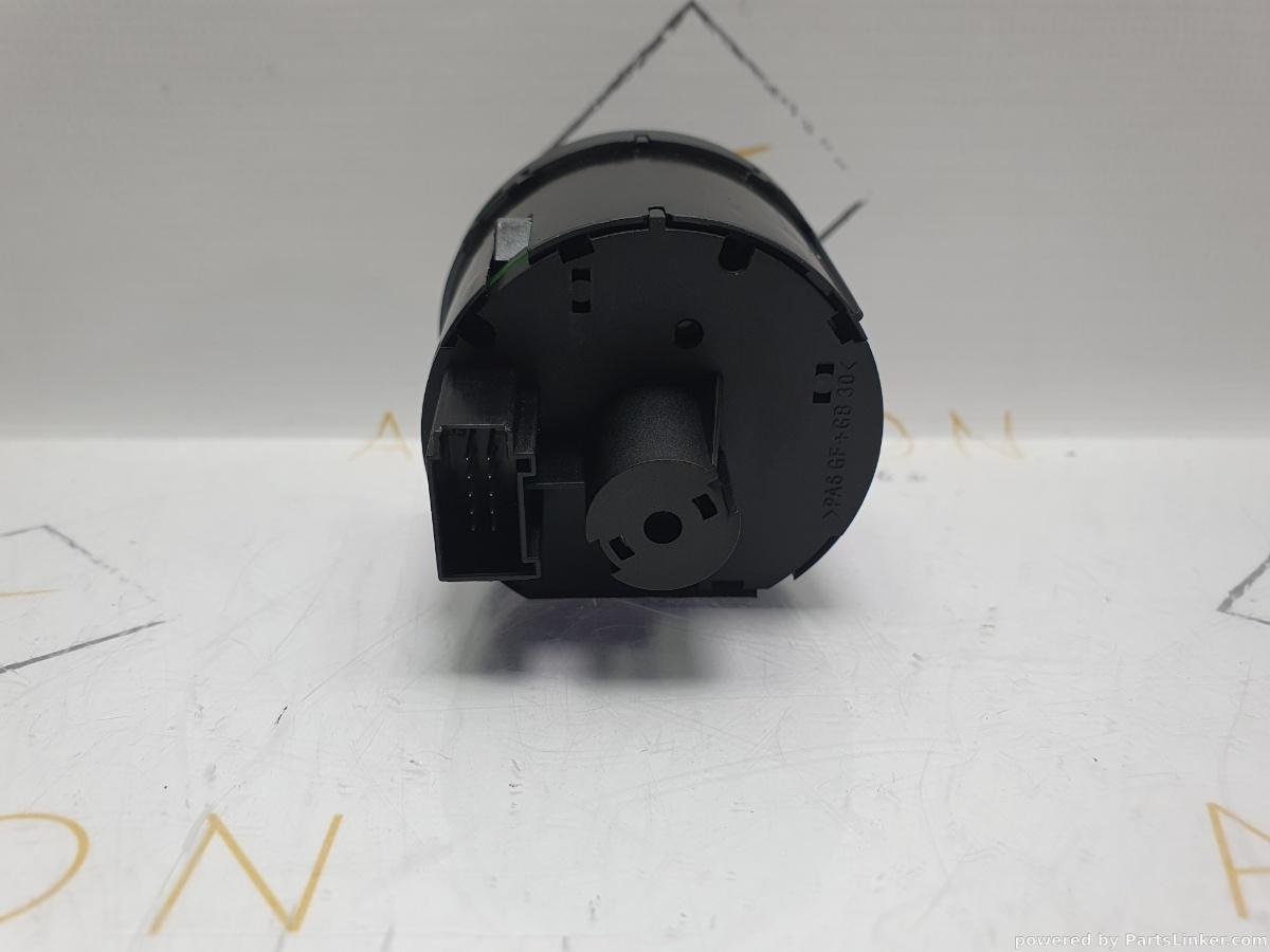 Bloc lumini VOLKSWAGEN PASSAT (362) [ 2010 - 2014 ] TDI (CFFB) 103KW|140HP