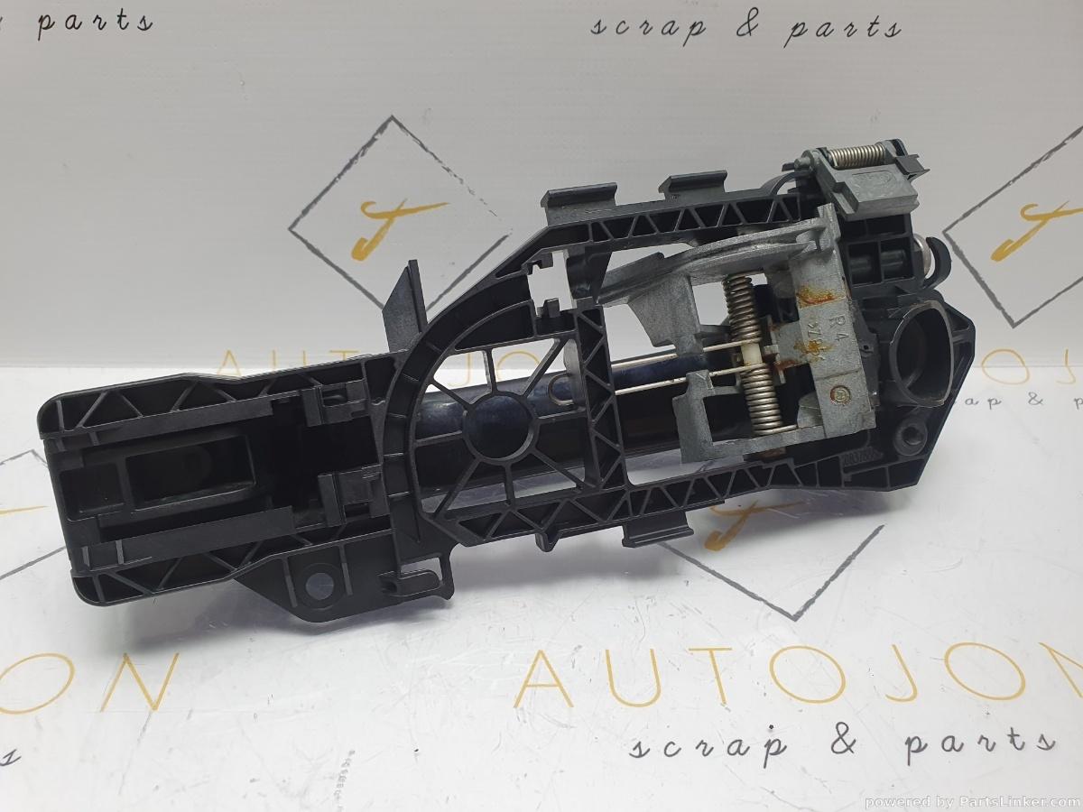 Maner cu suport usa Dreapta VOLKSWAGEN PASSAT (362) [ 2010 - 2014 ] TDI (CFFB) 103KW|140HP OEM 3C0837886J / 3C0 837 886 J
