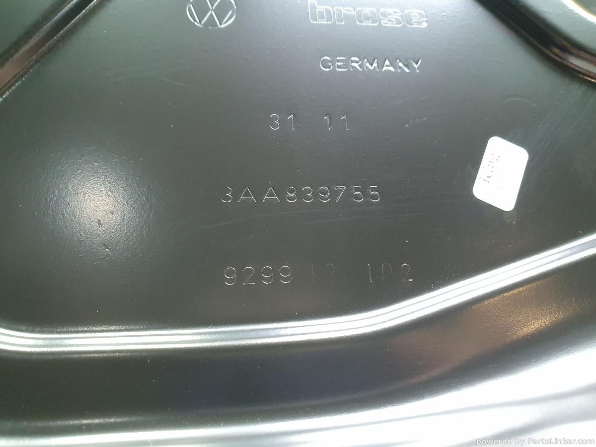 Macara geam stanga spate VOLKSWAGEN PASSAT (362) [ 2010 - 2014 ] TDI (CFFB) 103KW|140HP OEM 3AA839755 / 3AA 839 755