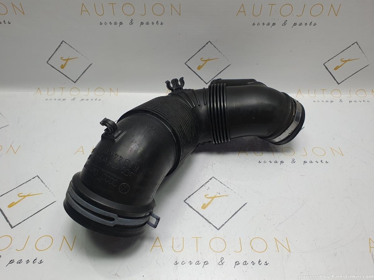 Conducta admisie aer VOLKSWAGEN PASSAT (362) [ 2010 - 2014 ] TDI (CFFB) 103KW|140HP OEM 3C0129654P / 3C0 129 654 P