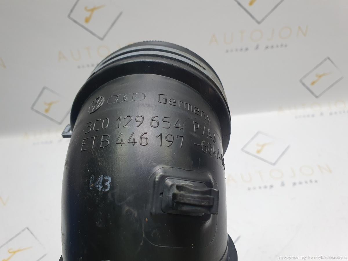 Conducta admisie aer VOLKSWAGEN PASSAT (362) [ 2010 - 2014 ] TDI (CFFB) 103KW|140HP OEM 3C0129654P / 3C0 129 654 P