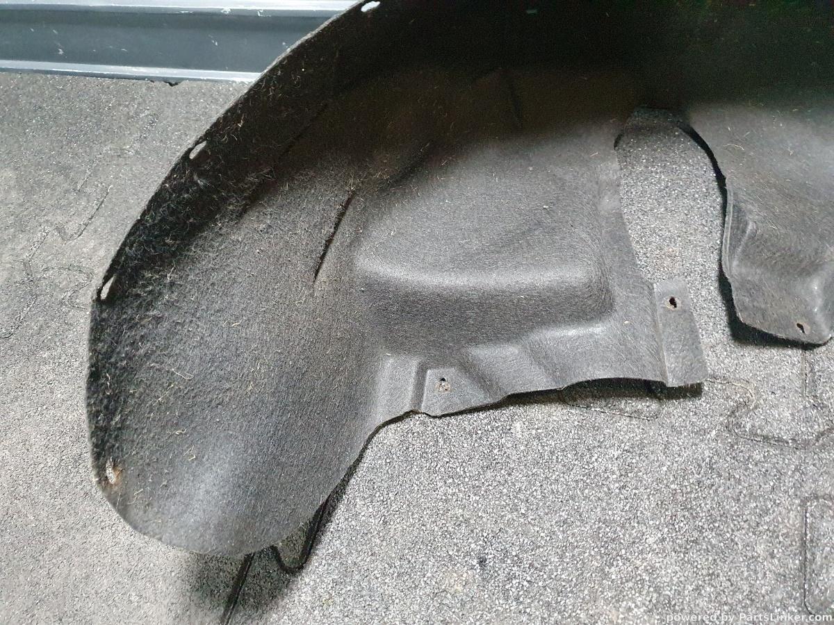 Carenaj roata dreapta spate VOLKSWAGEN PASSAT (362) [ 2010 - 2014 ] TDI (CFFB) 103KW|140HP OEM 3AA810972B / 3AA 810 972 B