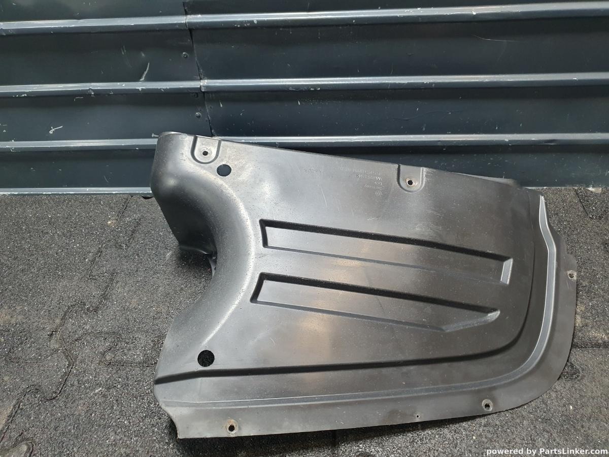 Orament inferior bara spate VOLKSWAGEN PASSAT (362) [ 2010 - 2014 ] TDI (CFFB) 103KW|140HP OEM 3AA825216C / 3AA 825 216 C