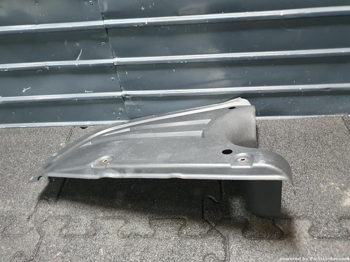 Orament inferior bara spate VOLKSWAGEN PASSAT (362) [ 2010 - 2014 ] TDI (CFFB) 103KW|140HP OEM 3AA825216C / 3AA 825 216 C
