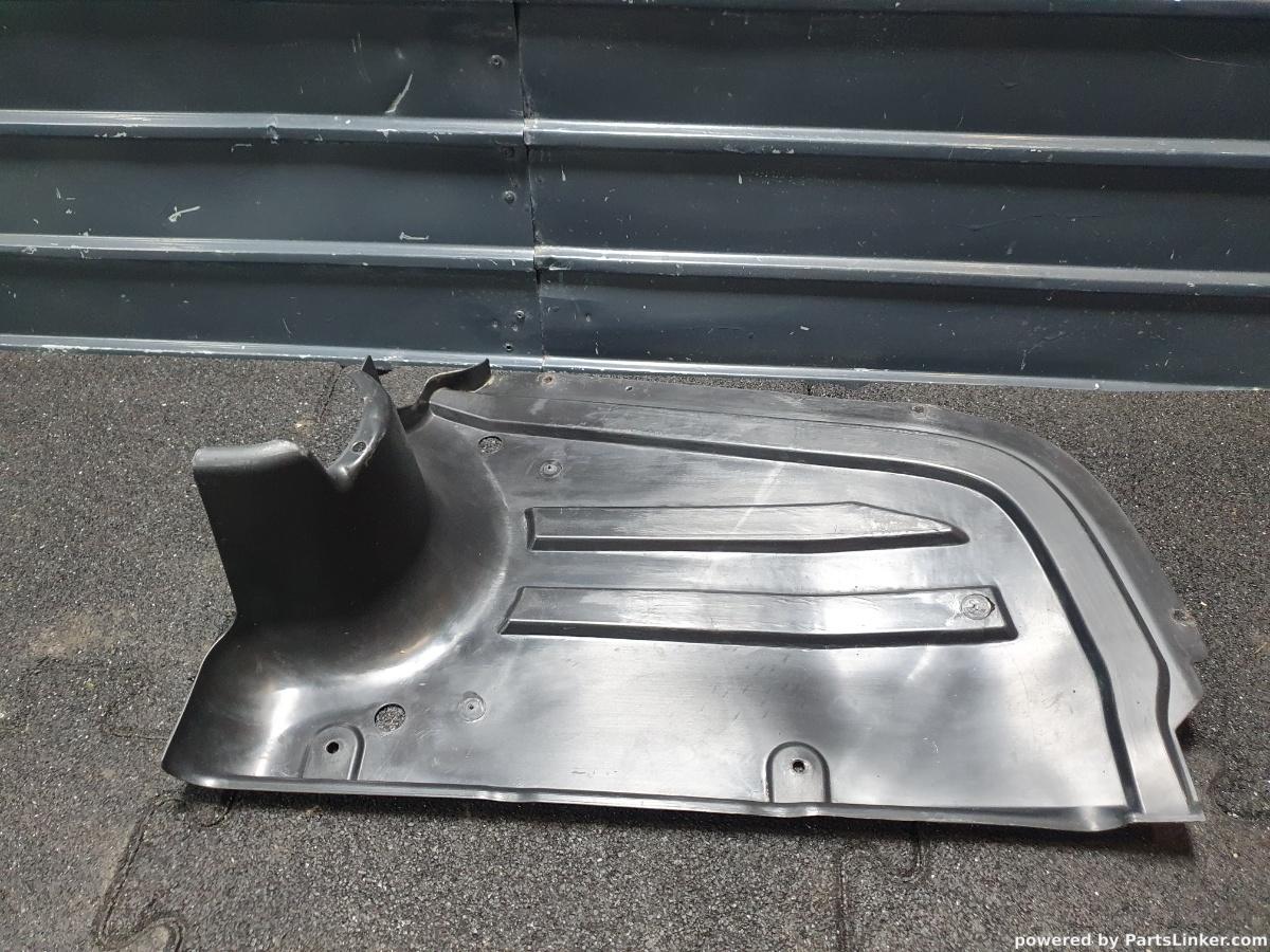 Orament inferior bara spate VOLKSWAGEN PASSAT (362) [ 2010 - 2014 ] TDI (CFFB) 103KW|140HP OEM 3AA825216C / 3AA 825 216 C