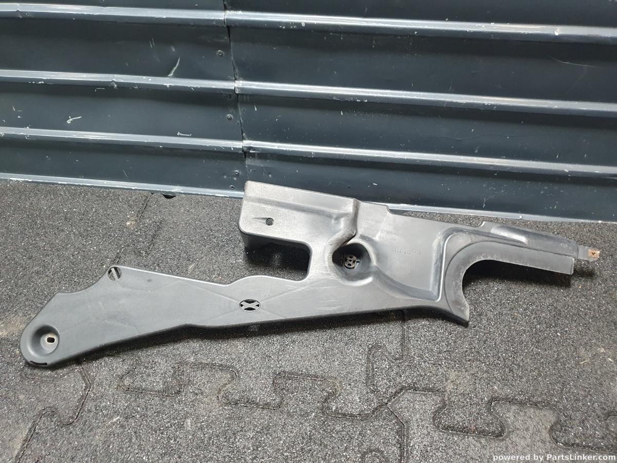Ornament punte spate Dreapta VOLKSWAGEN PASSAT (362) [ 2010 - 2014 ] TDI (CFFB) 103KW|140HP OEM 3AA825102S / 3AA 825 102 S