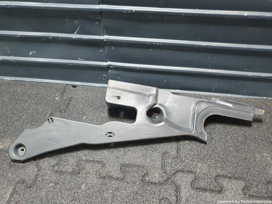 Ornament punte spate Dreapta VOLKSWAGEN PASSAT (362) [ 2010 - 2014 ] TDI (CFFB) 103KW|140HP OEM 3AA825102S / 3AA 825 102 S