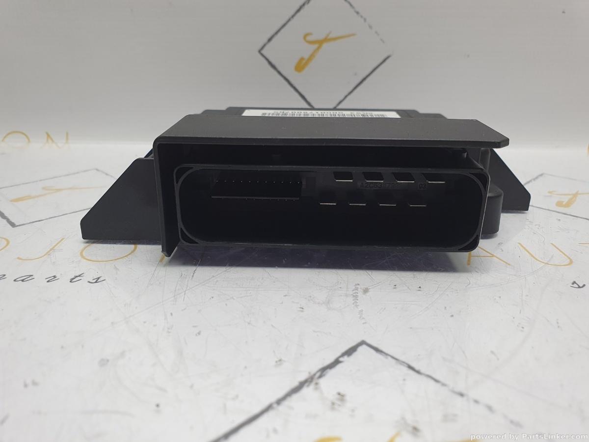 Calculator frana de mana VOLKSWAGEN PASSAT (362) [ 2010 - 2014 ] TDI (CFFB) 103KW|140HP OEM 3AA907801G / 3AA 907 801 G