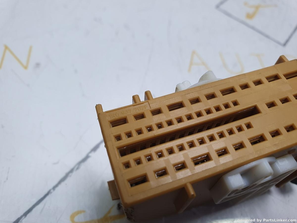 Mufa Conector VOLKSWAGEN PASSAT 362 2010 - 20142.0 TDI CFFB 1K0937702F / 1K0 937 702 F
