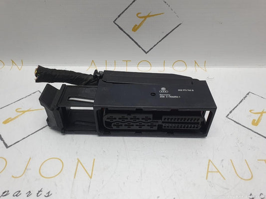 Conector calculator frana VOLKSWAGEN PASSAT (362) [ 2010 - 2014 ] TDI (CFFB) 103KW|140HP OEM 3C0973763B / 3C0 973 763 B