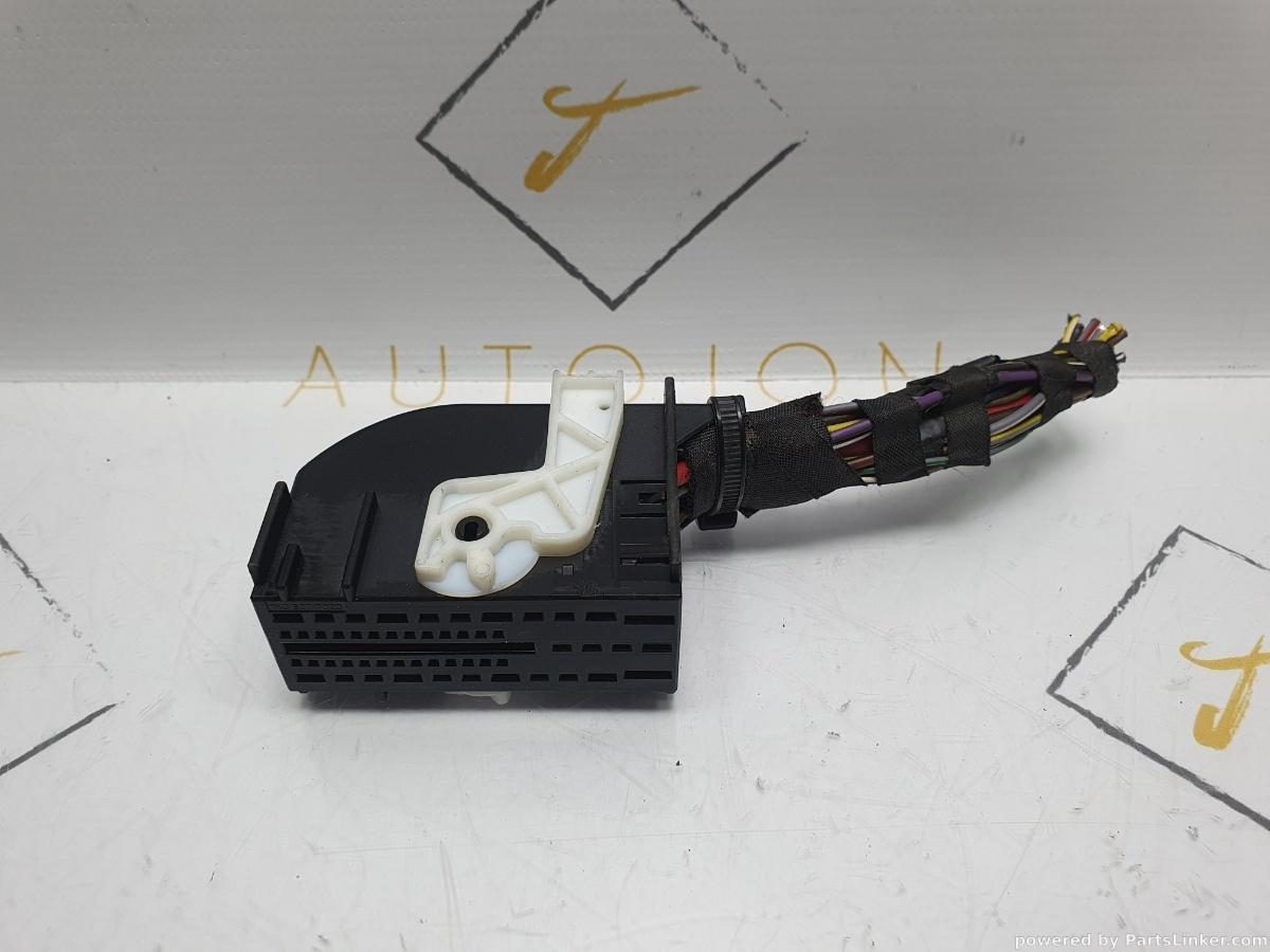 Conector modul BCM VOLKSWAGEN PASSAT (362) [ 2010 - 2014 ] TDI (CFFB) 103KW|140HP OEM 1K0937702D / 1K0 937 702 D