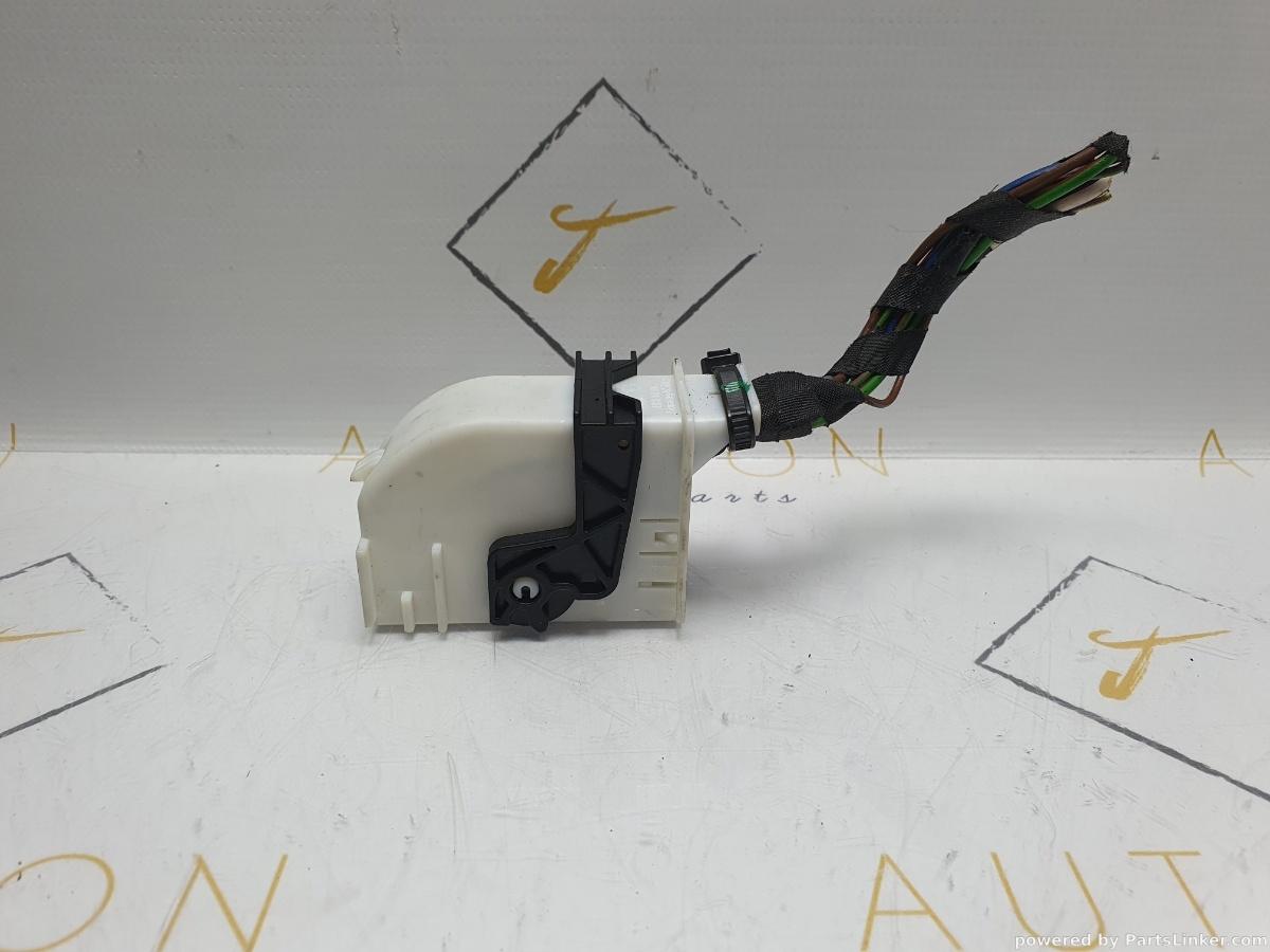 Conector modul BCM VOLKSWAGEN PASSAT (362) [ 2010 - 2014 ] TDI (CFFB) 103KW|140HP OEM 1K0937702E / 1K0 937 702 E