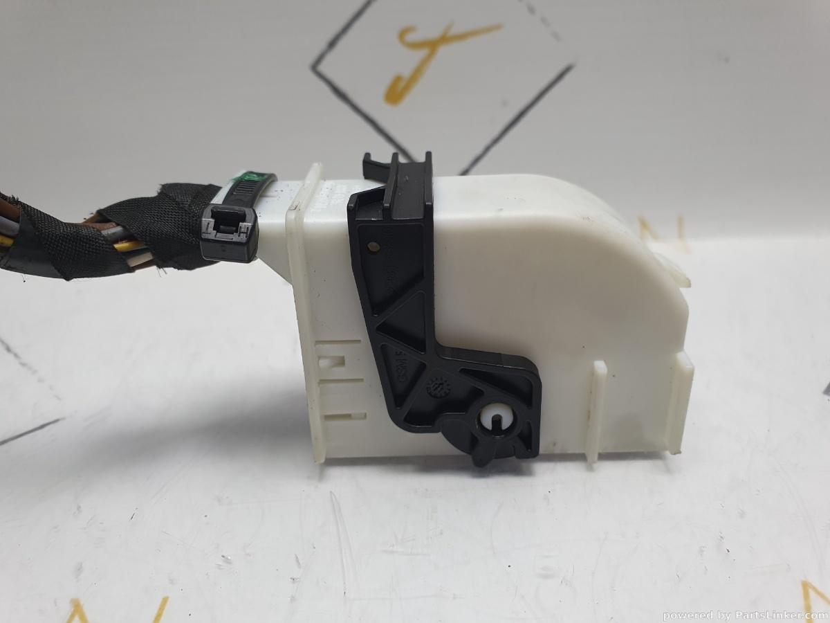 Conector modul BCM VOLKSWAGEN PASSAT (362) [ 2010 - 2014 ] TDI (CFFB) 103KW|140HP OEM 1K0937702E / 1K0 937 702 E