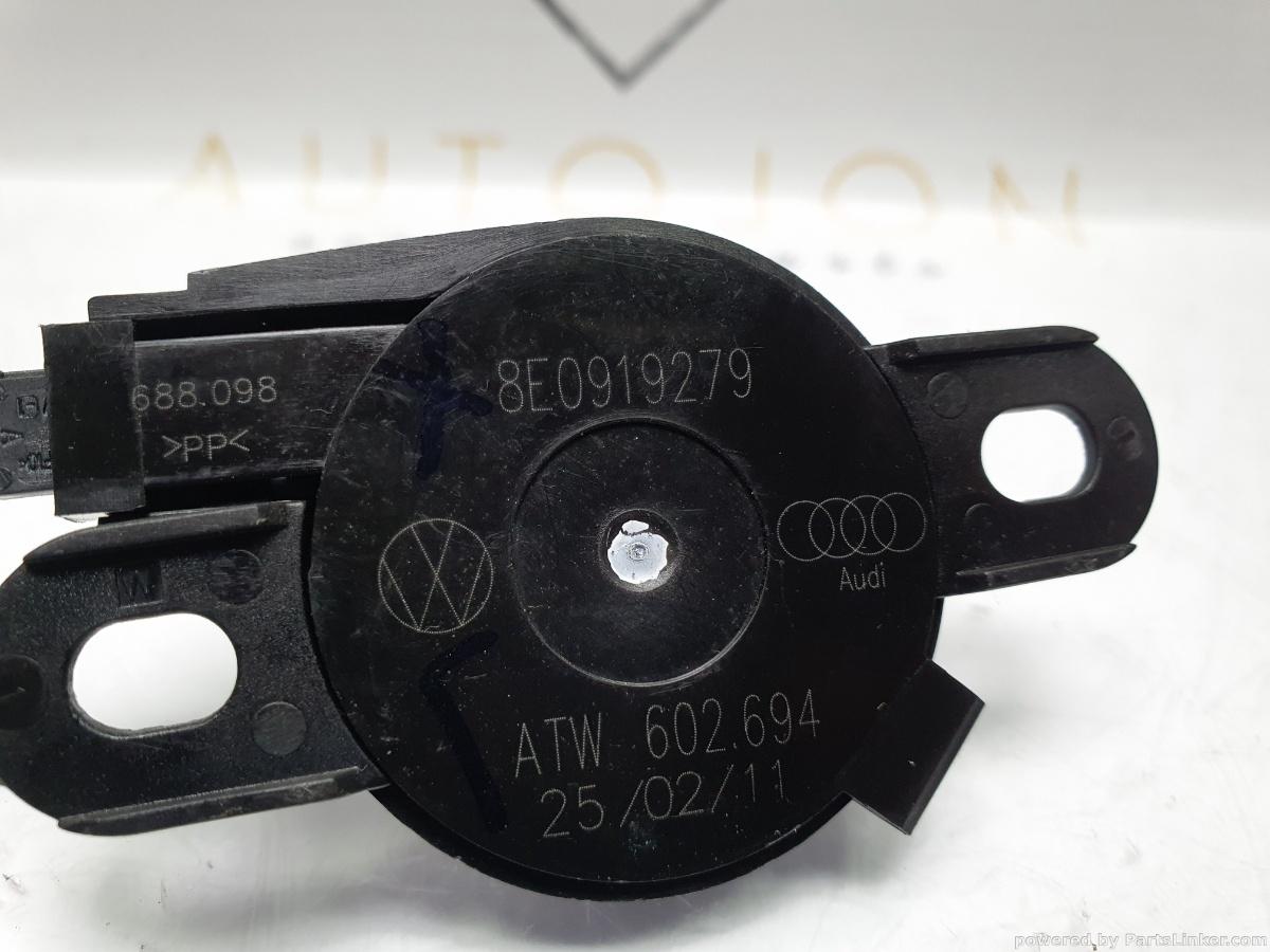 Buzer senzori de parcare VOLKSWAGEN PASSAT (362) [ 2010 - 2014 ] TDI (CFFB) 103KW|140HP OEM 8E0919279 / 8E0 919 279