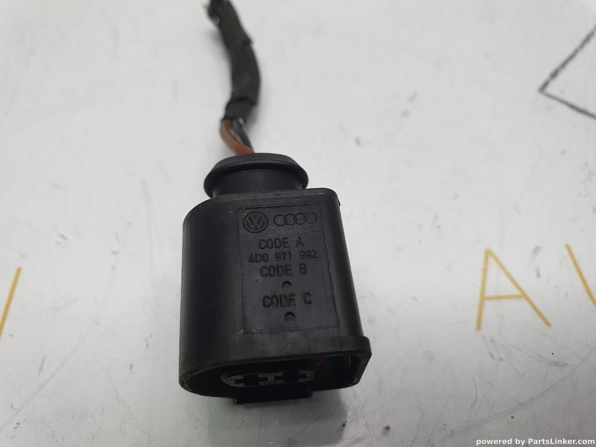 Mufa conector 2 pini VOLKSWAGEN PASSAT (362) [ 2010 - 2014 ] TDI (CFFB) 103KW|140HP OEM 4D0971992 / 4D0 971 992
