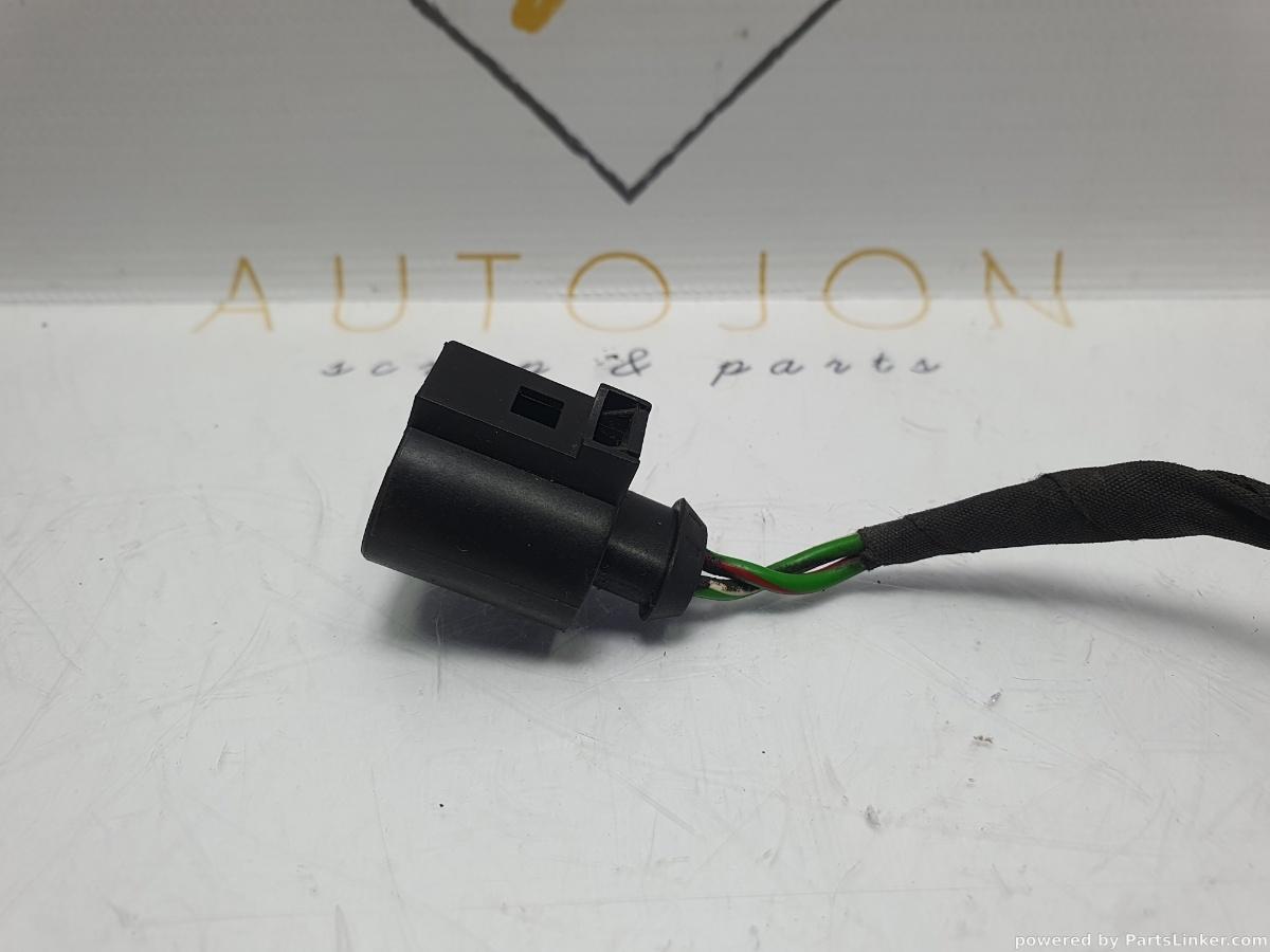 Mufa conector 2 pini VOLKSWAGEN PASSAT (362) [ 2010 - 2014 ] TDI (CFFB) 103KW|140HP OEM 8P0973722 / 8P0 973 722
