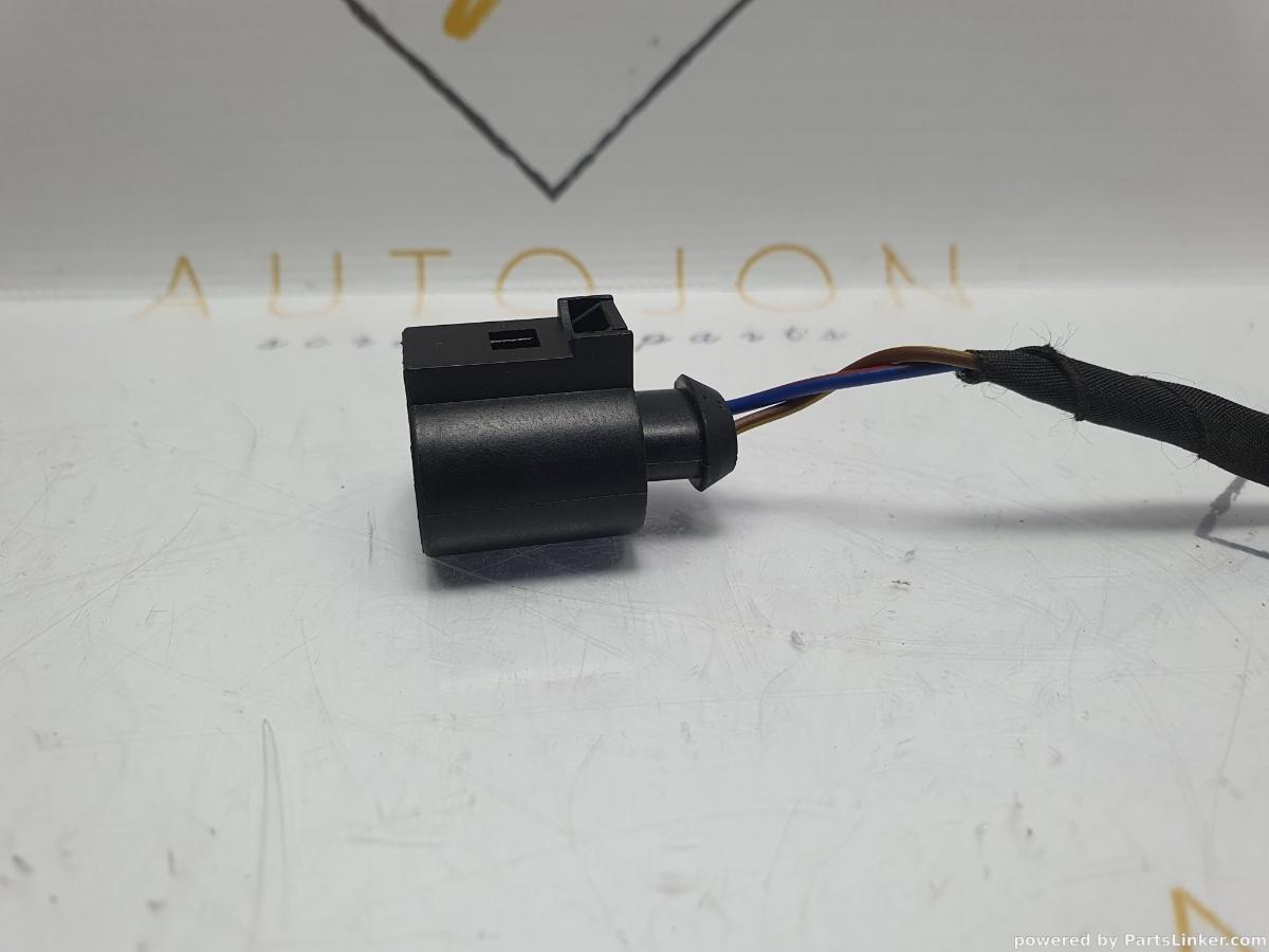 Mufa conector 2 pini VOLKSWAGEN PASSAT (362) [ 2010 - 2014 ] TDI (CFFB) 103KW|140HP OEM 8P0973722 / 8P0 973 722