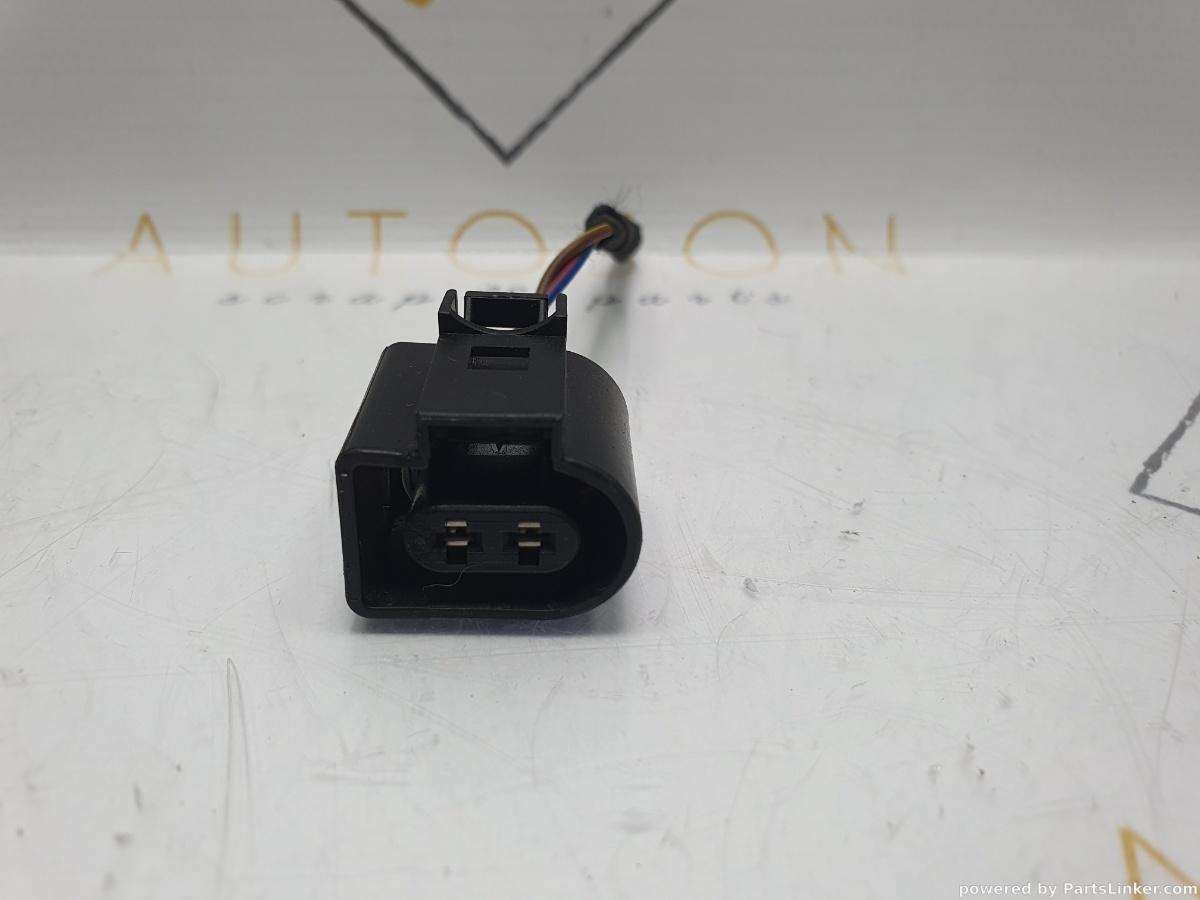 Mufa conector 2 pini VOLKSWAGEN PASSAT (362) [ 2010 - 2014 ] TDI (CFFB) 103KW|140HP OEM 8P0973722 / 8P0 973 722