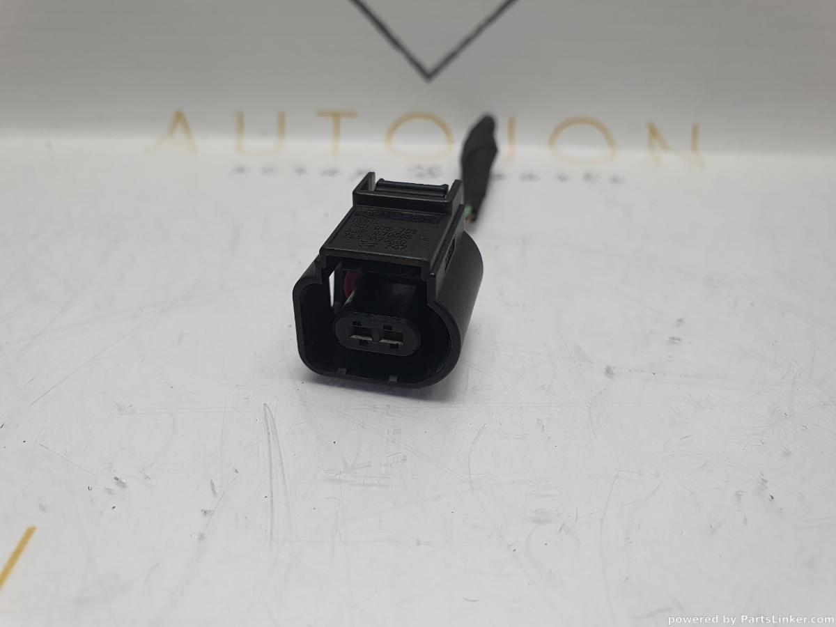 Mufa conector 2 pini VOLKSWAGEN PASSAT (362) [ 2010 - 2014 ] TDI (CFFB) 103KW|140HP OEM 8K0973702A / 8K0 973 702 A