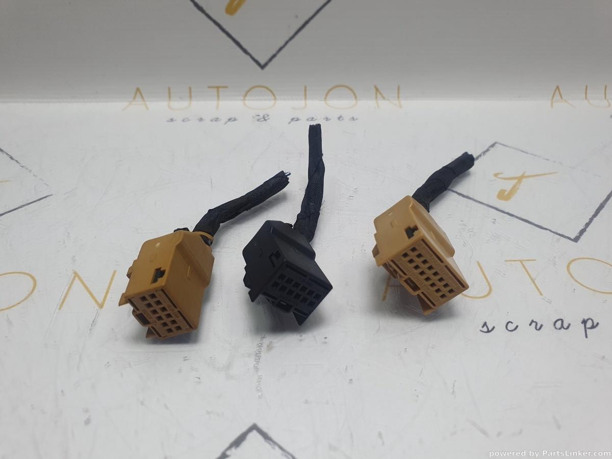 Mufe conectori modul parcare VOLKSWAGEN PASSAT (362) [ 2010 - 2014 ] TDI (CFFB) 103KW|140HP  8E0972416A OEM 8E0972112A / 8E0972112B