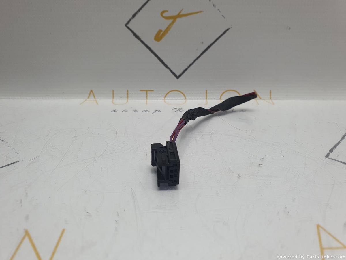 Mufa conector 4 pini VOLKSWAGEN PASSAT (362) [ 2010 - 2014 ] TDI (CFFB) 103KW|140HP 15634611 OEM 9024537A