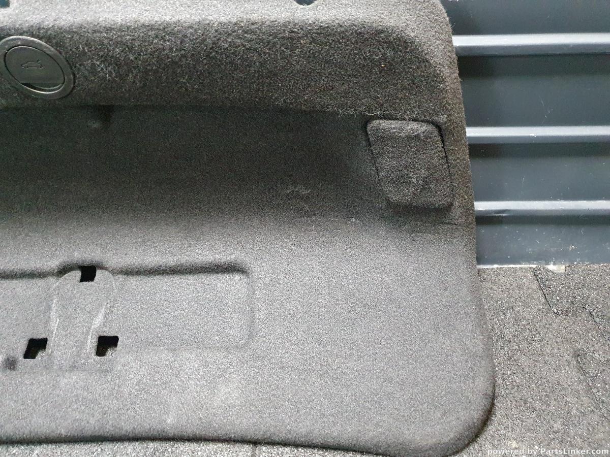 Capitonaj portbagaj VOLKSWAGEN PASSAT (362) [ 2010 - 2014 ] TDI (CFFB) 103KW|140HP OEM 3AE867605 / 3AE 867 605 8WA
