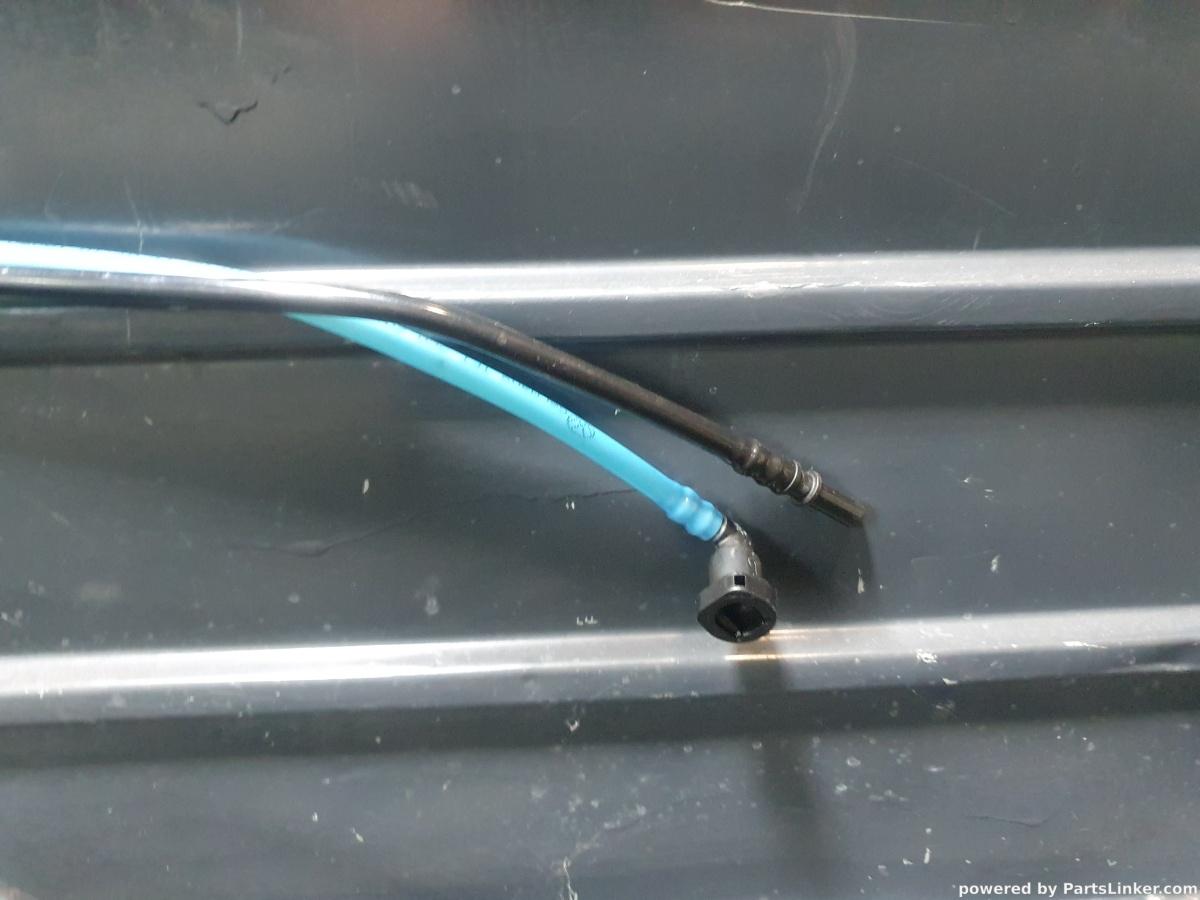Conducte combustibil caroserie VOLKSWAGEN PASSAT (362) [ 2010 - 2014 ] TDI (CFFB) 103KW|140HP OEM 3C0200059VL / 3C0200059RL