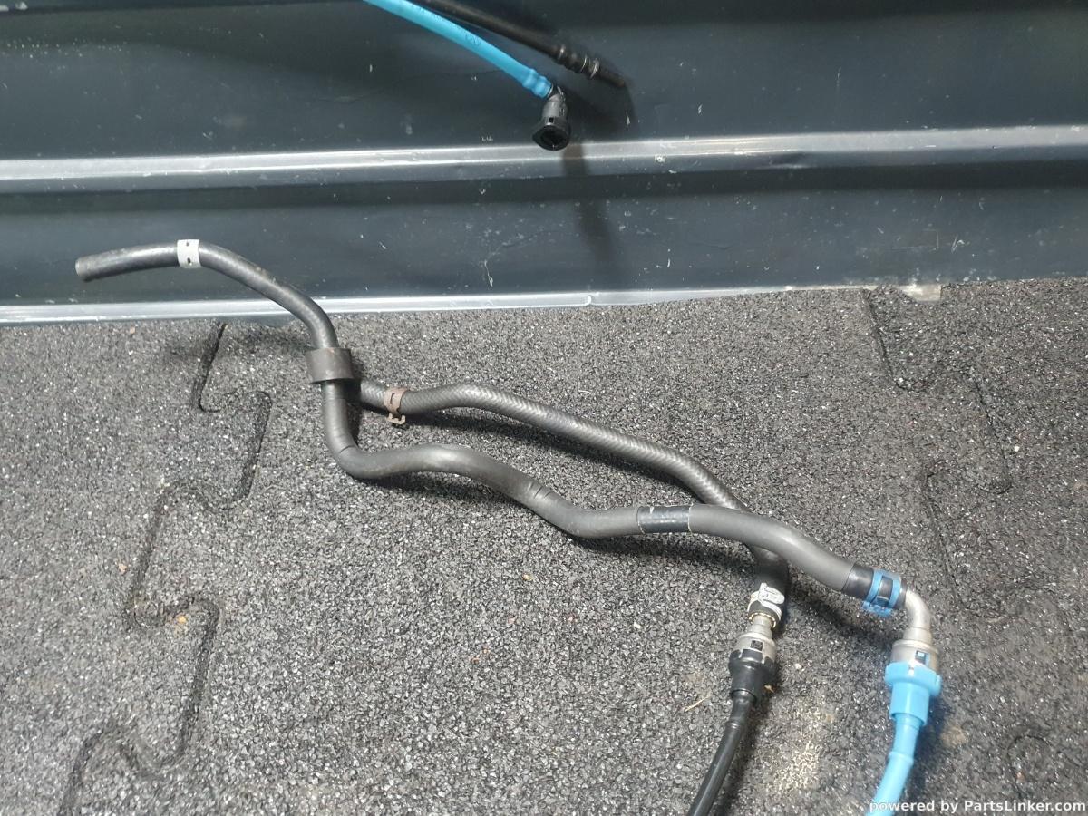 Conducte combustibil caroserie VOLKSWAGEN PASSAT (362) [ 2010 - 2014 ] TDI (CFFB) 103KW|140HP OEM 3C0200059VL / 3C0200059RL