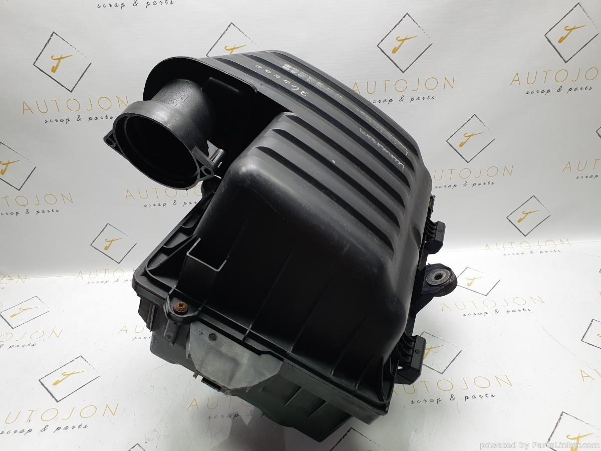 Carcasa filtru aer SEAT ALHAMBRA (7V8, 7V9) [ 1996 - 2010 ] TDI (AUY, BVK) 85KW|115HP OEM 7M3129607AT / 7M3 129 607 AT
