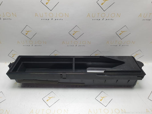 Carcasa filtru polen SEAT ALHAMBRA (7V8, 7V9) [ 1996 - 2010 ] TDI (AUY, BVK) 85KW|115HP OEM 7M3819638A / 7M3 819 638 A