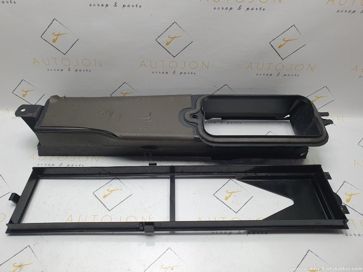 Carcasa filtru polen SEAT ALHAMBRA (7V8, 7V9) [ 1996 - 2010 ] TDI (AUY, BVK) 85KW|115HP OEM 7M3819638A / 7M3 819 638 A