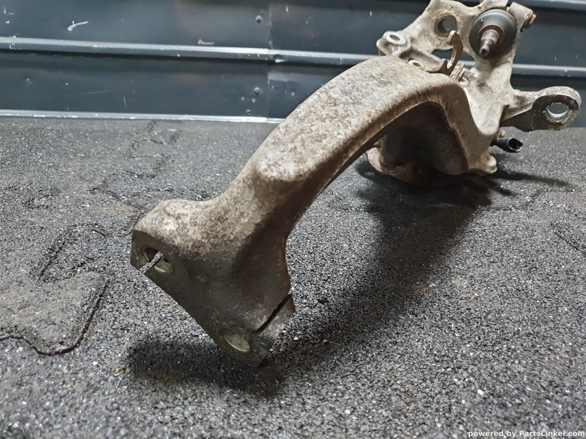 Fuzeta dreapta fata AUDI A4 IV Avant (8K5, B8) [ 2007 - 2015 ] TDI (CAGA, CJCA, CMEA, CMFA) 105KW|143HP OEM 8K0407254T / 8K0407258G